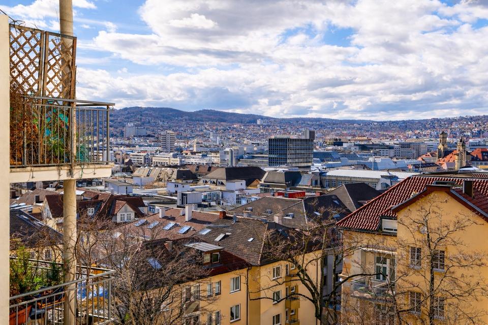 2-Zimmer-Wohnung mit Balkon in zentraler Lage Stuttgart-Mitte – Bild 2