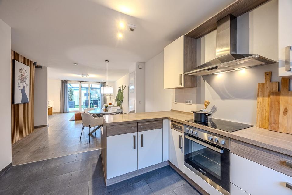 Modernes Reihenmittelhaus in Hanau – 5 Zimmer, zwei Stellplätze & Garten – Bild 7