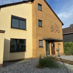 ERSTBEZUG ! Hochwertig sanierte 1- Zimmer Dachgeschoss-Wohnung mit tollen Highlights