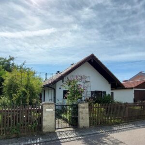 Baugrundstück mit Altbestand/Wohnen wo andere Urlaub machen