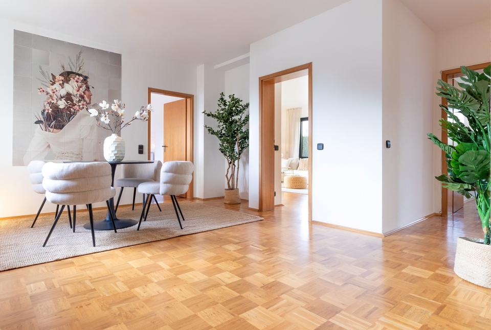 ***Lichtdurchflutete 4-Zimmer-Wohnung in Kassel-Harleshausen - mit großem Balkon & Garage*** – Bild 6