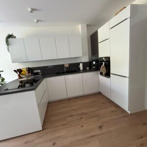 Neuwertige 3-Zimmer-EG Wohnung mit Garten, Terrasse & 2 Stellplätzen in Jüchen – provisionsfrei