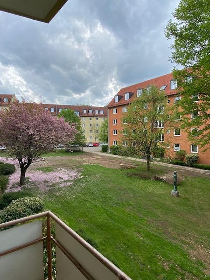 Direkt am Flaucher! Top geschnittene 2 Zi-Whg mit Balkon im Hochparterre – Bild 5