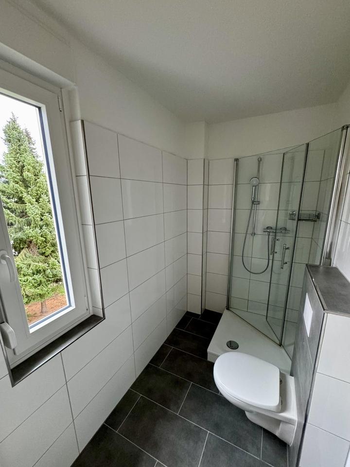 Moderner Altbau mit Stil - Renovierte 3-Zimmer-Wohnung mit Einbauküche & Balkon – Bild 9