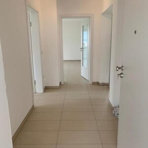 Renovierte und helle 94m2 3ZKB in attraktiver Lage von Ettringen