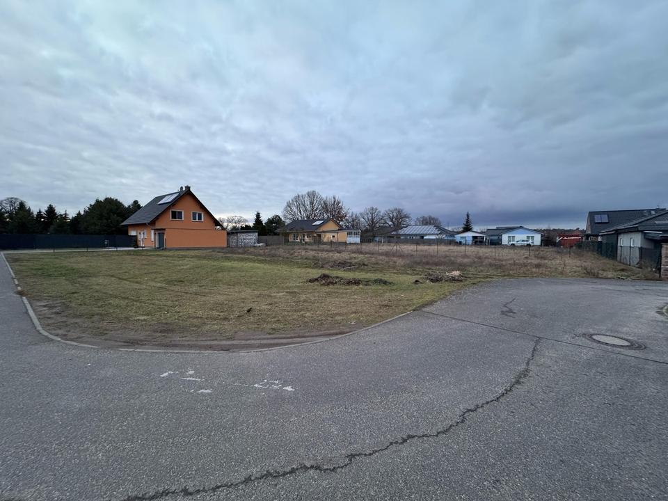 Voll erschlossenes Baugrundstück in ruhiger Sackgasse von Börnicke – sofort bebaubar – Bild 2