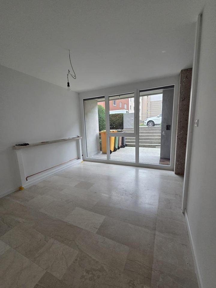 Wow-Effekt am Schlössle: Saniertes Split-Level-Haus mit 3,60m Deckenhöhe, Marmor und Garten – Bild 4