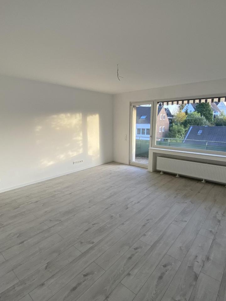 Moderne, frisch renovierte Wohnung mit Balkon – Sofort bezugsfertig! – Bild 2