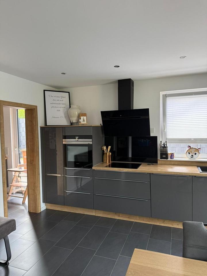 Provisionsfrei! Neuwertiges Einfamilienhaus mit großer Terrasse & Garten – Bild 24