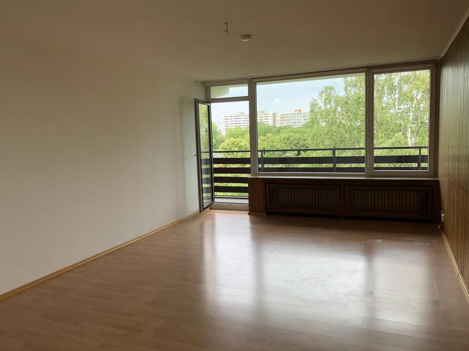 Attraktive, helle 2-Zimmer-Wohnung mit sonnigem West-Balkon und Fernblick – Bild 3