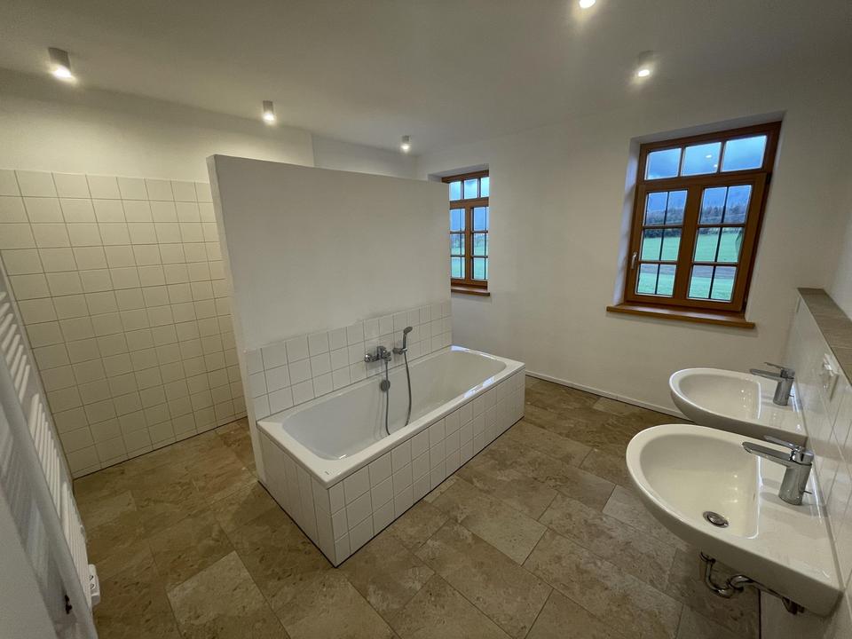 4 Zimmer Wohnung 1. OG – Bild 4