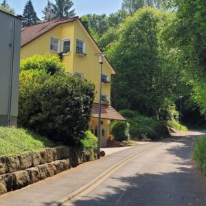 Elegantes Haus mit Vintage Pool und Wasserfall / neue Heizung 2025