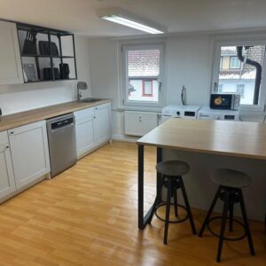 MÖBLIERT-alles dabei: 130,8m² im Zentrum, Eigenbedarf oder Renditeobjekt, frisch renoviert,