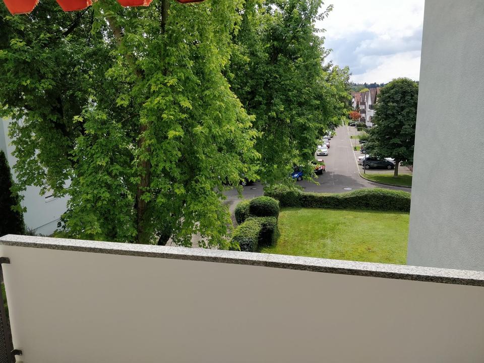 Schönes Wohnglück: Helle 2,5-Zimmer-Wohnung mit Balkon – Bild 15