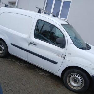 Renault Kangoo RAPID Streifschaden re. sonst Top 3500,- netto